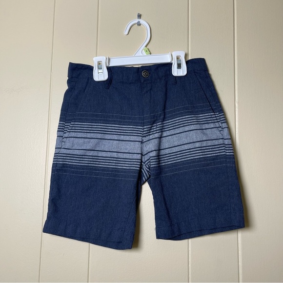 Distortion Navy Blue Striped boys Shorts size 6 - Picture 1 of 3